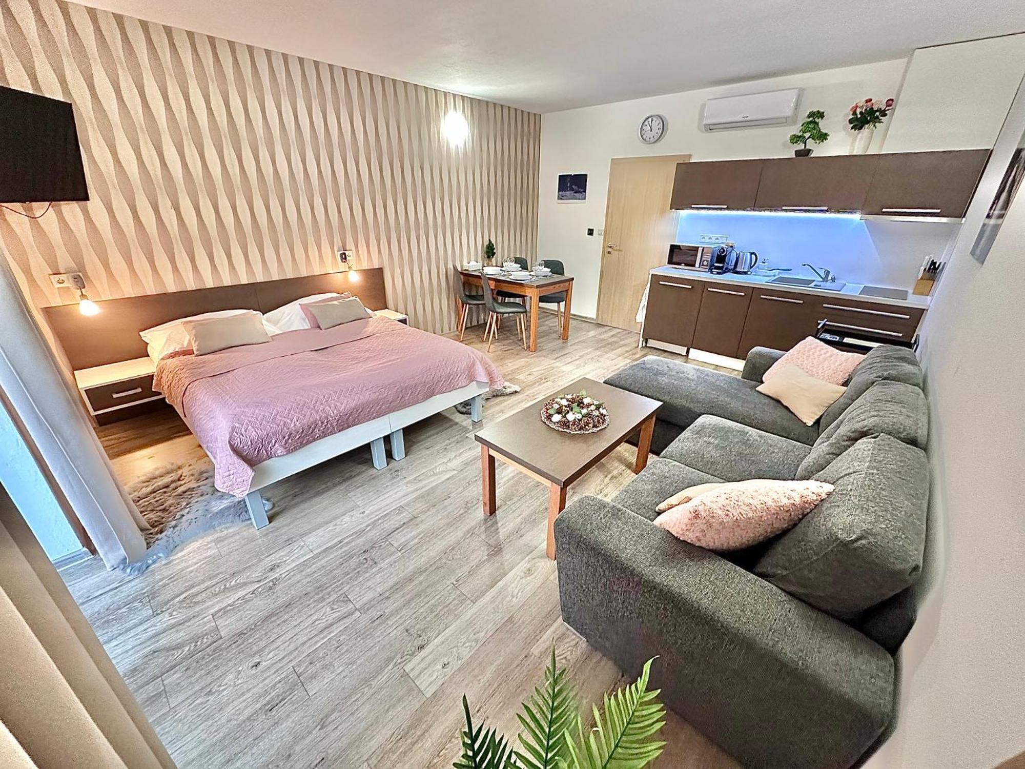 Apartman Sophia 2 Velke Losiny Bagian luar foto